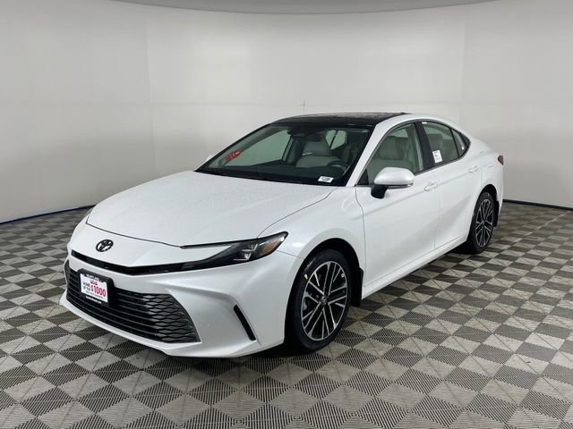 New 2026 Toyota Camry XLE w/ Premium Package