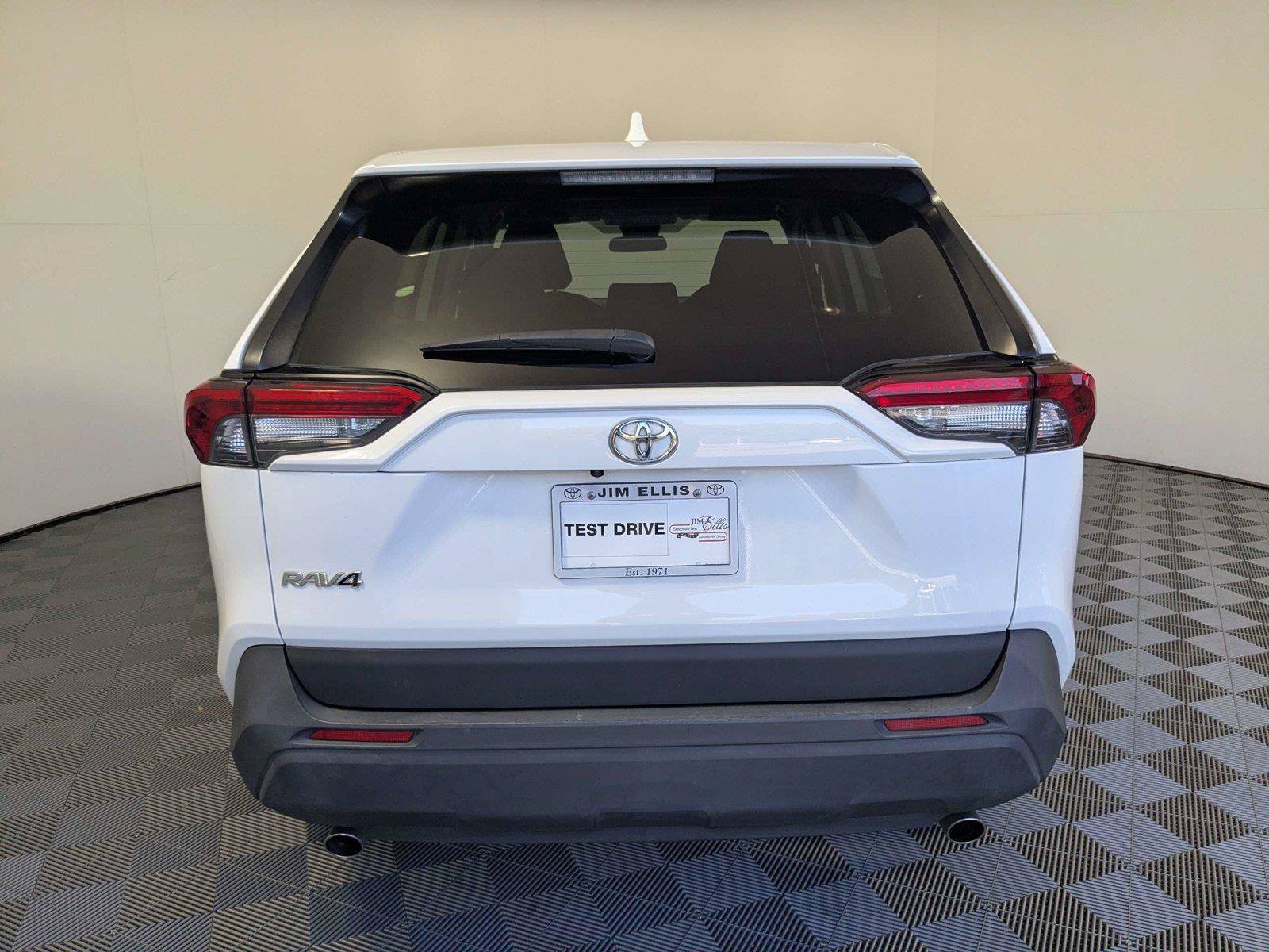Certified 2024 Toyota RAV4 LE FWD image 6