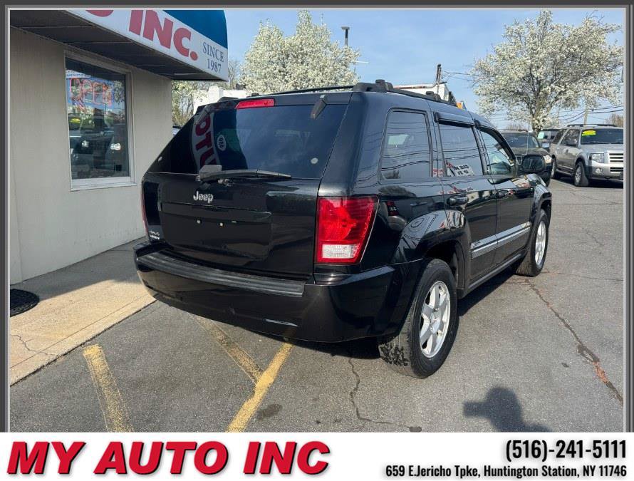 Used 2010 Jeep Grand Cherokee Laredo AWD/4WD image 4