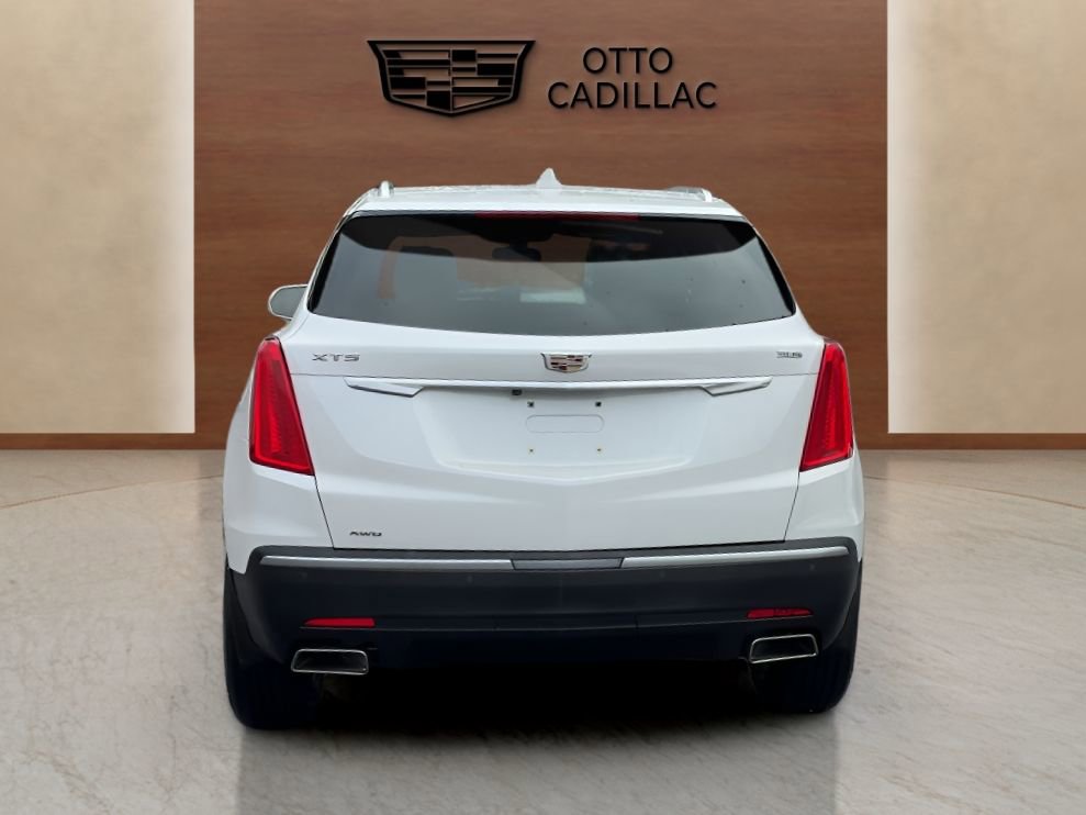 Used 2018 Cadillac XT5 AWD image 4