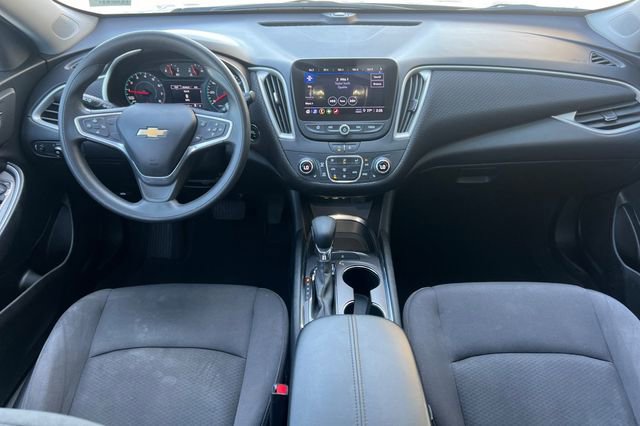 Used 2022 Chevrolet Malibu LT image 16
