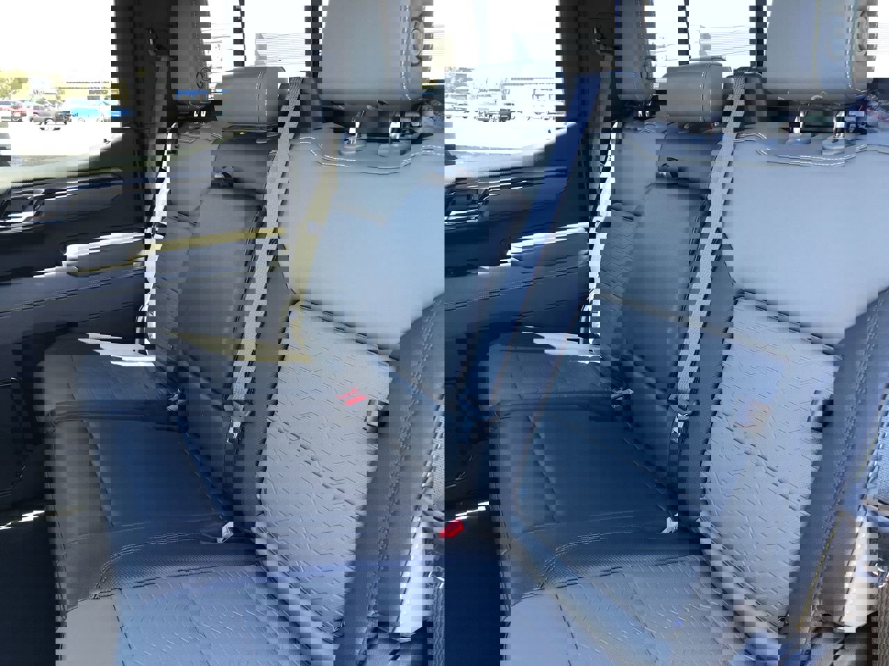 Used 2022 Chevrolet Silverado 1500 ZR2 image 11