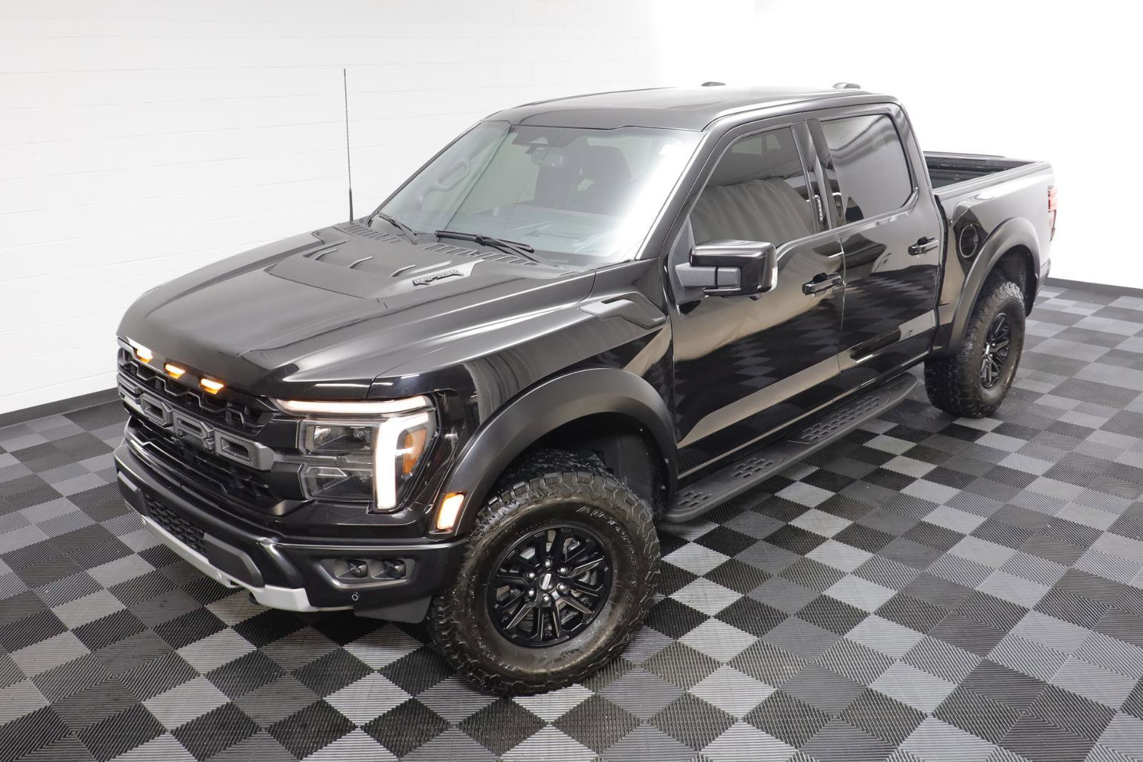 Used 2024 Ford F150 Raptor image 2