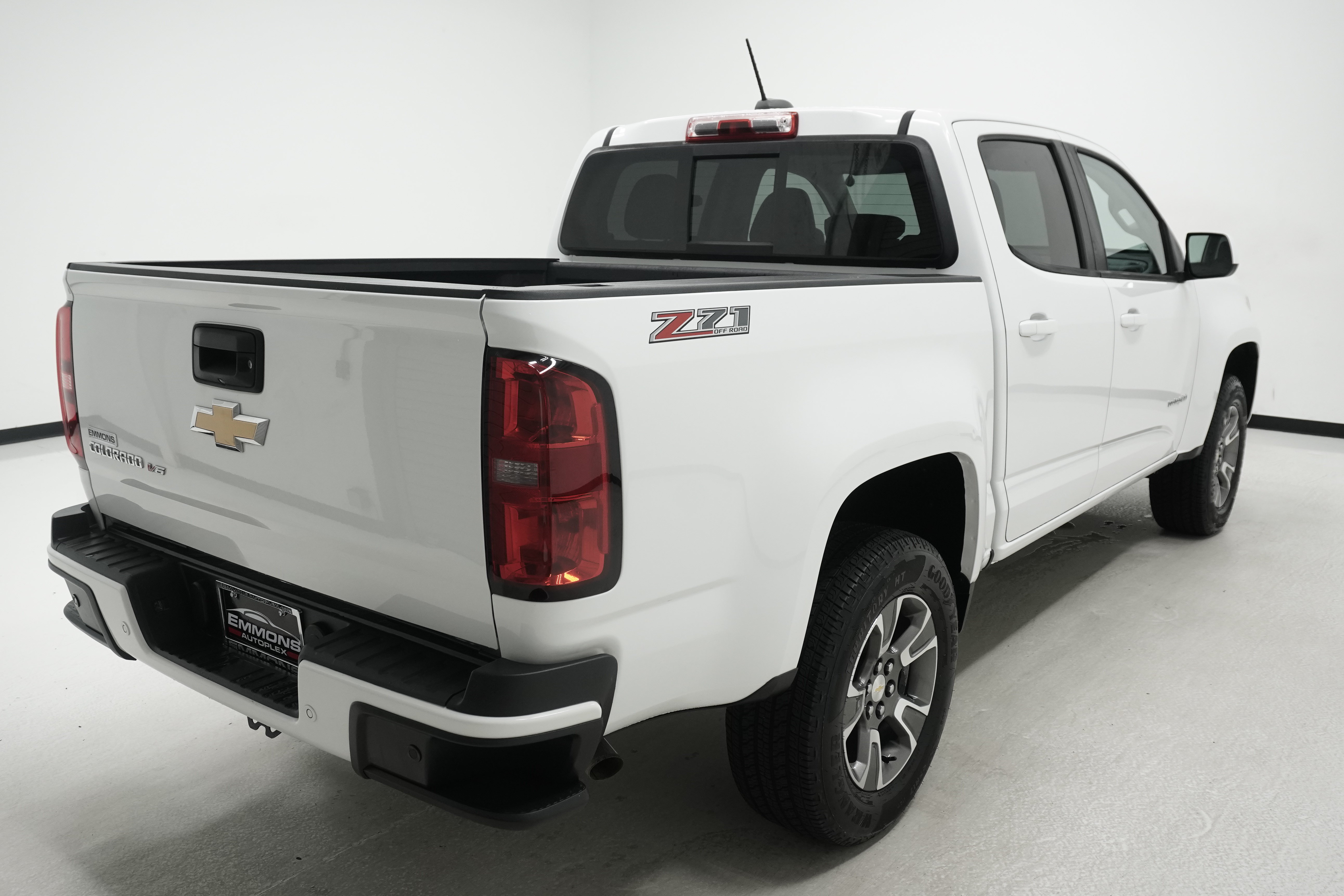 Used 2019 Chevrolet Colorado Z71 AWD/4WD image 4