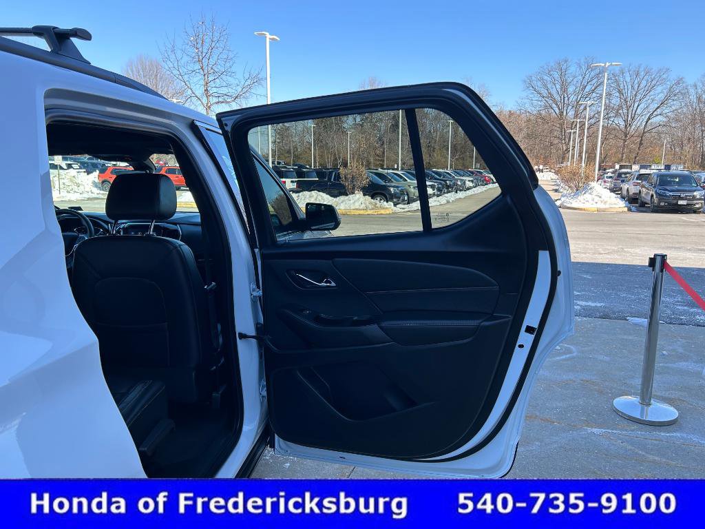 Used 2023 Chevrolet Traverse LT w/ LT Premium Package image 21