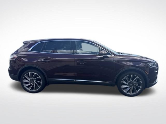Used 2023 Lincoln Nautilus Reserve w/ Equipment Group 201A AWD/4WD image 2
