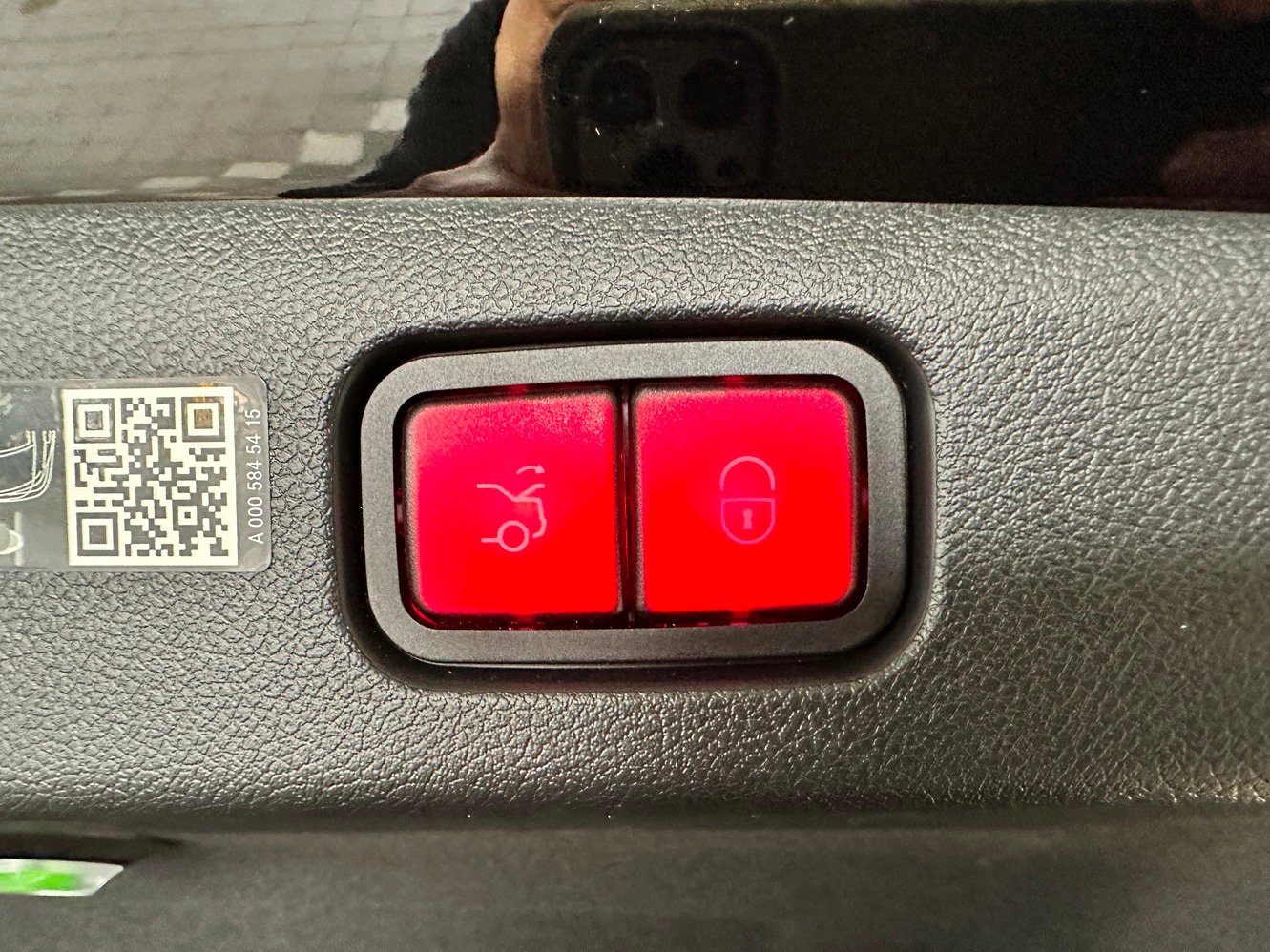 Used 2024 Mercedes-Benz E 350 4MATIC Sedan image 34