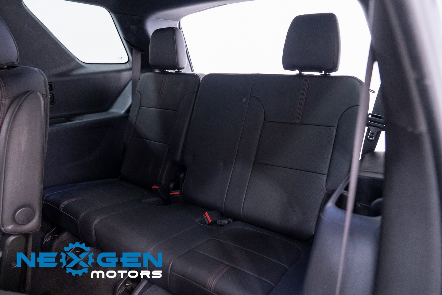 Used 2023 Chevrolet Traverse RS w/ LPO, Floor Liner Package image 28