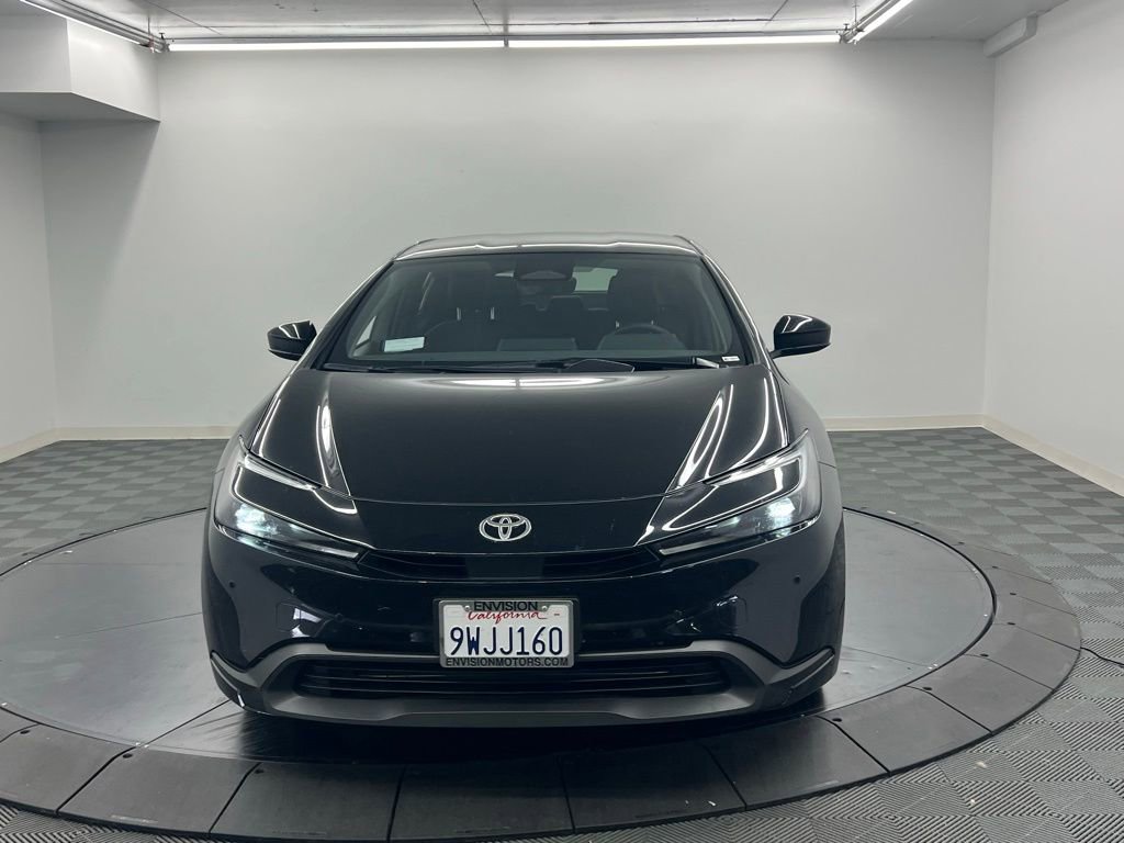 Used 2026 Toyota Prius LE FWD image 5