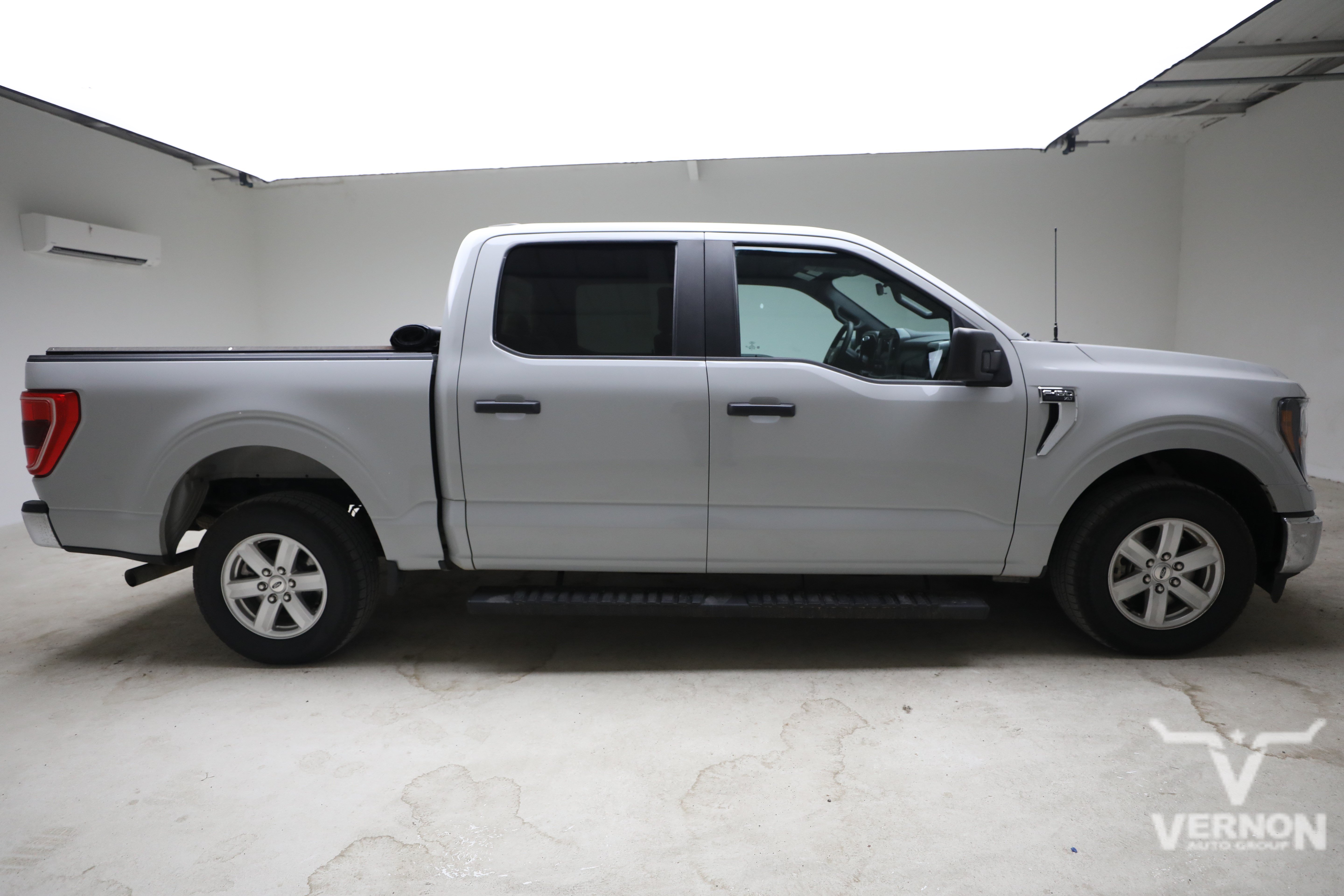 Used 2023 Ford F150 XLT RWD image 6