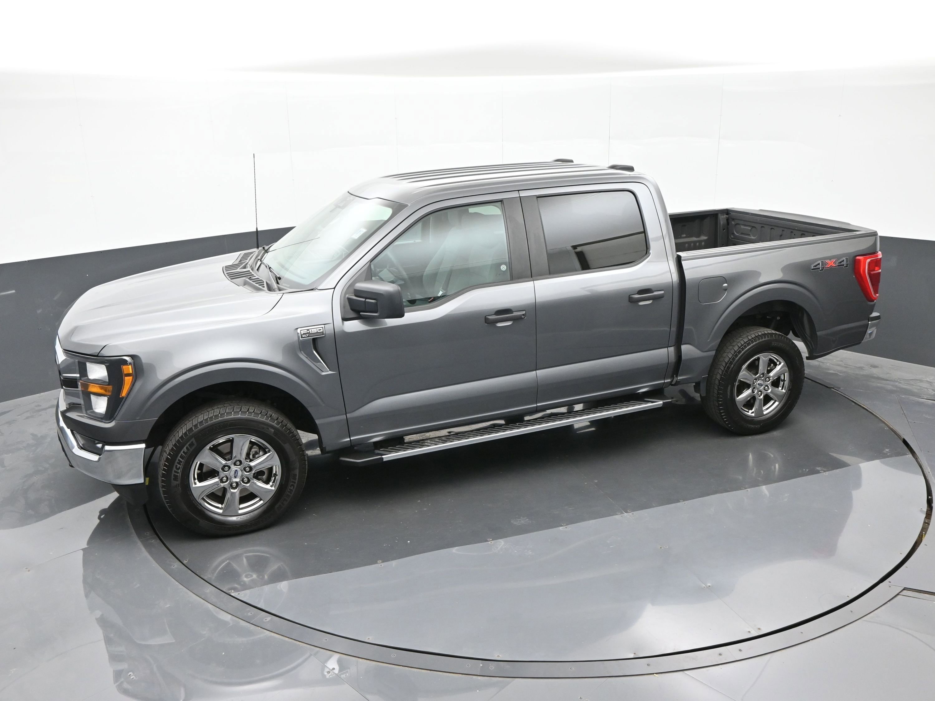 Used 2023 Ford F150 XLT image 29