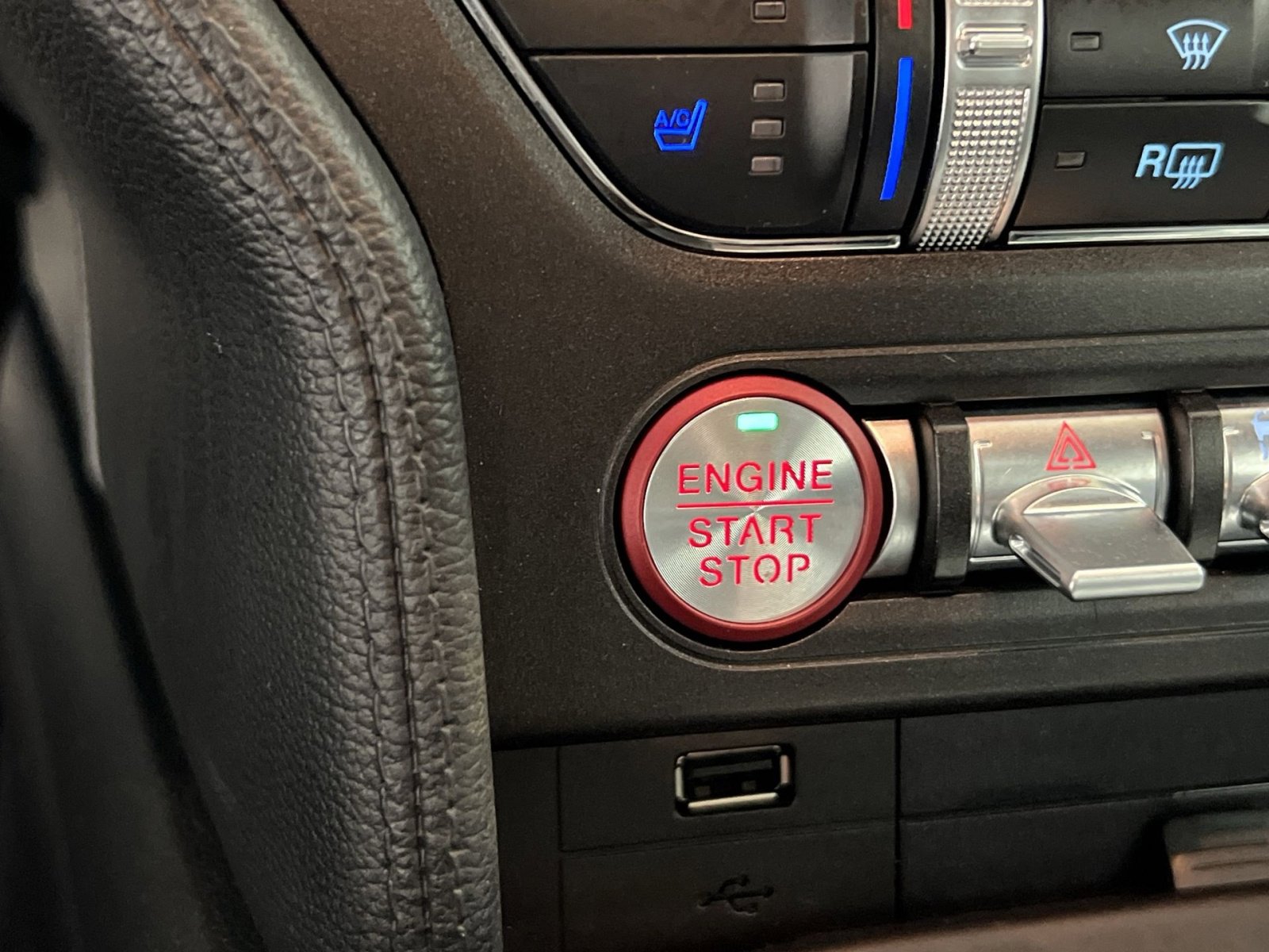 Used 2022 Ford Mustang GT Premium image 31