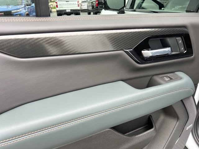 New 2026 GMC Yukon AT4 w/ AT4 Premium Plus Package AWD/4WD image 26