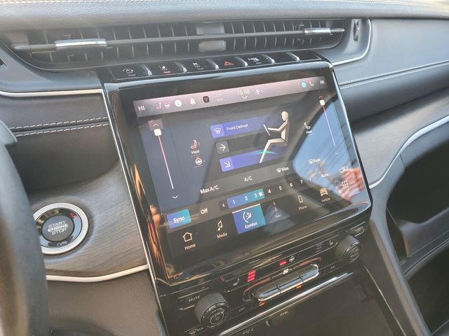 Certified 2022 Jeep Grand Cherokee Limited image 18