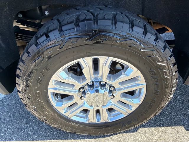 Used 2024 GMC Sierra 2500 Denali Ultimate w/ Max Trailering Package image 17