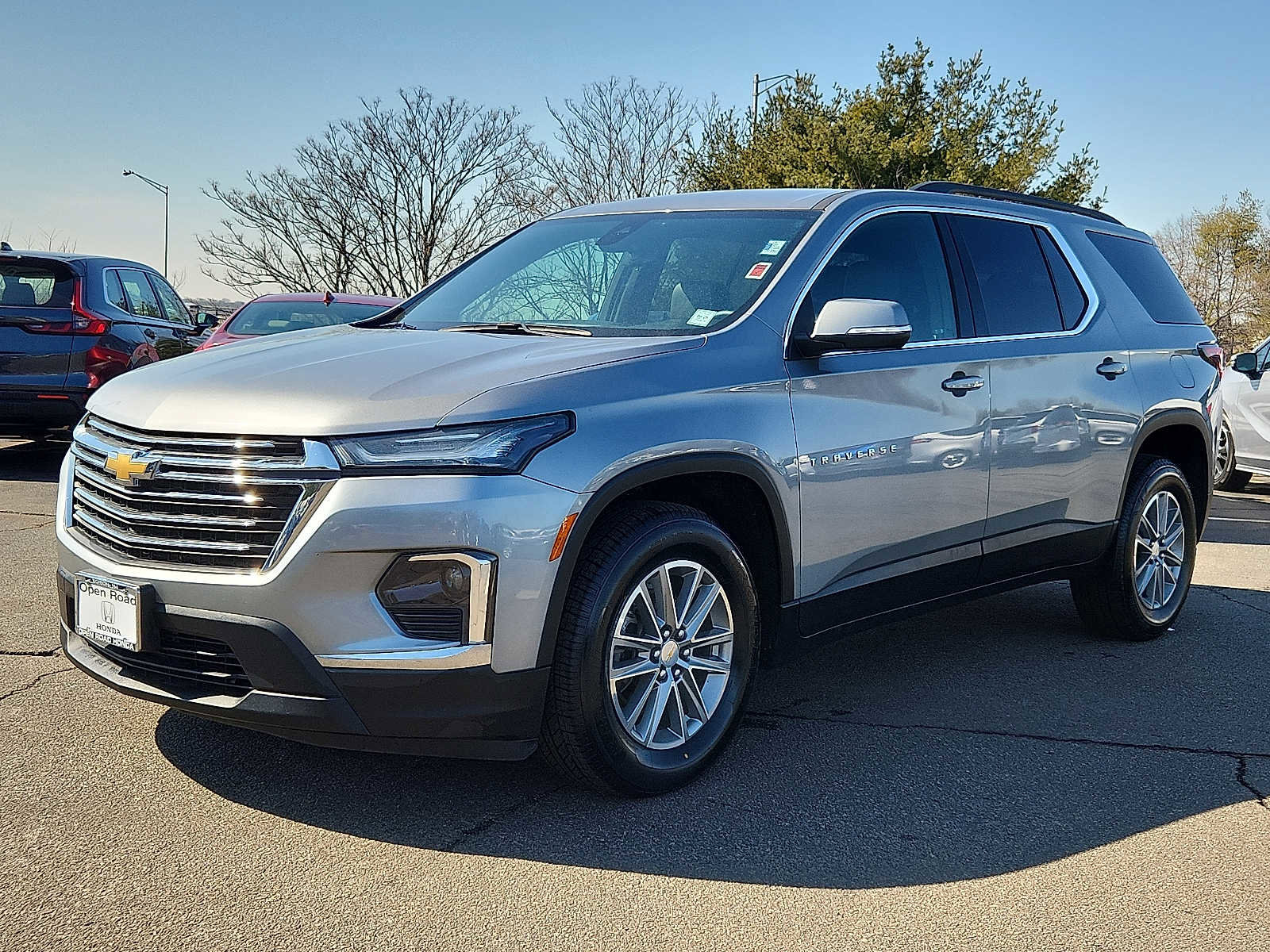 Used 2023 Chevrolet Traverse LT AWD/4WD image 3