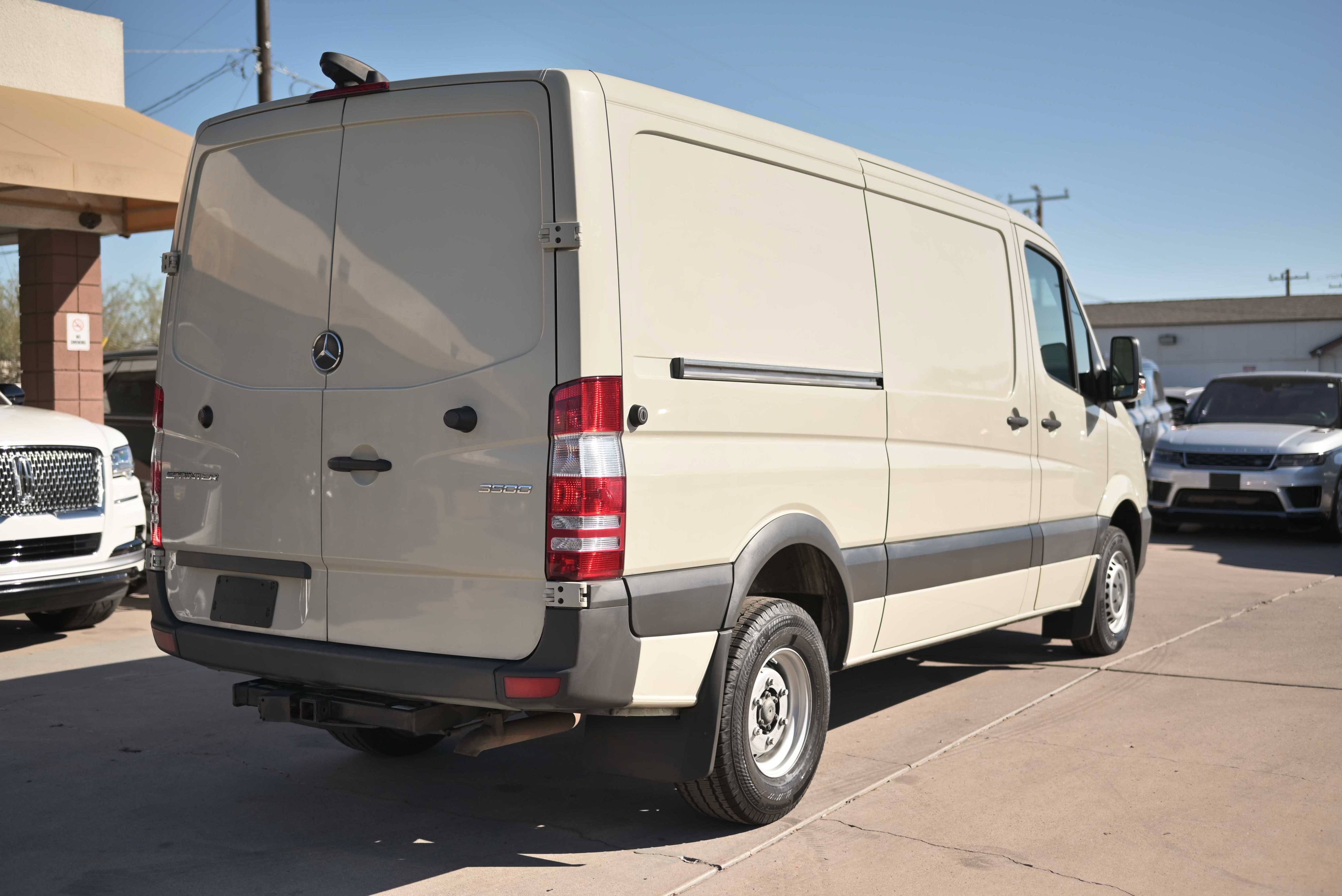 Used 2017 Mercedes-Benz Sprinter 3500 w/ Trailer Hitch Package image 4