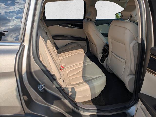 Used 2017 Lincoln MKX Select w/ Select Plus Package FWD image 16