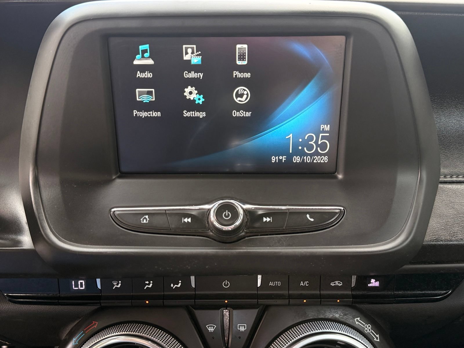 Used 2017 Chevrolet Camaro LT RWD image 30