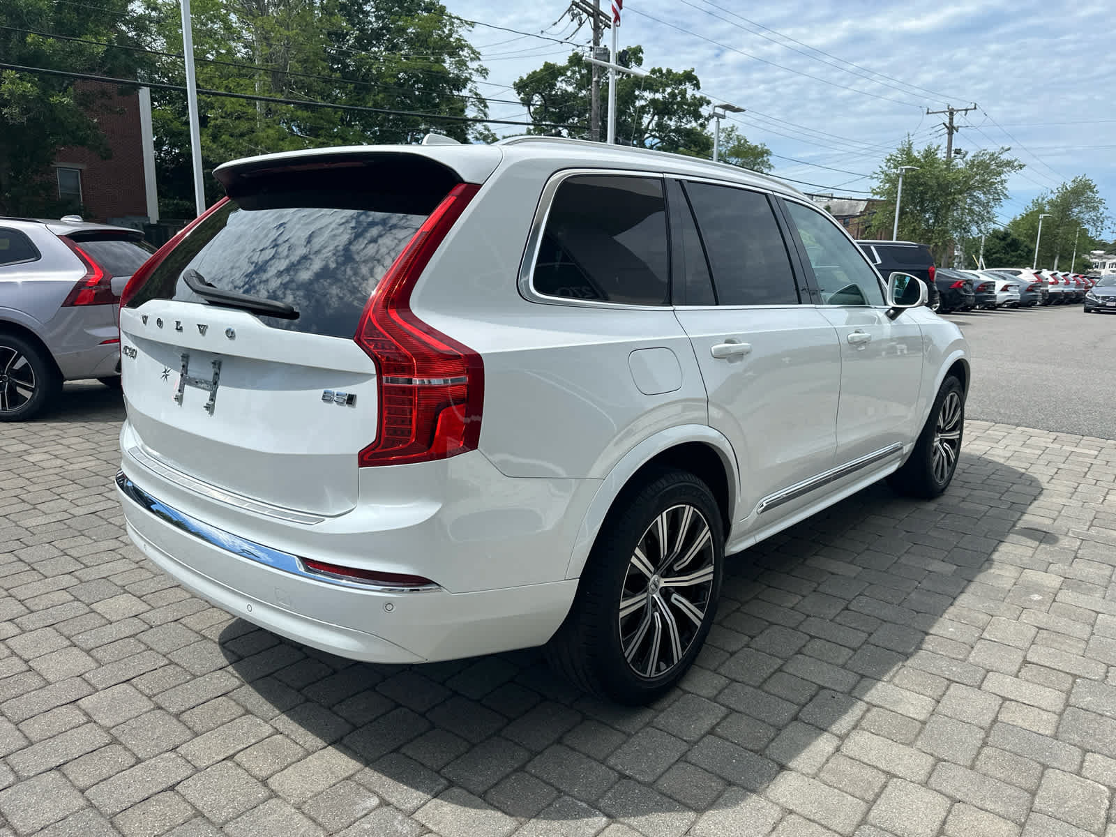 Used 2025 Volvo XC90 B5 Core w/ Protection Package Premier AWD/4WD image 38