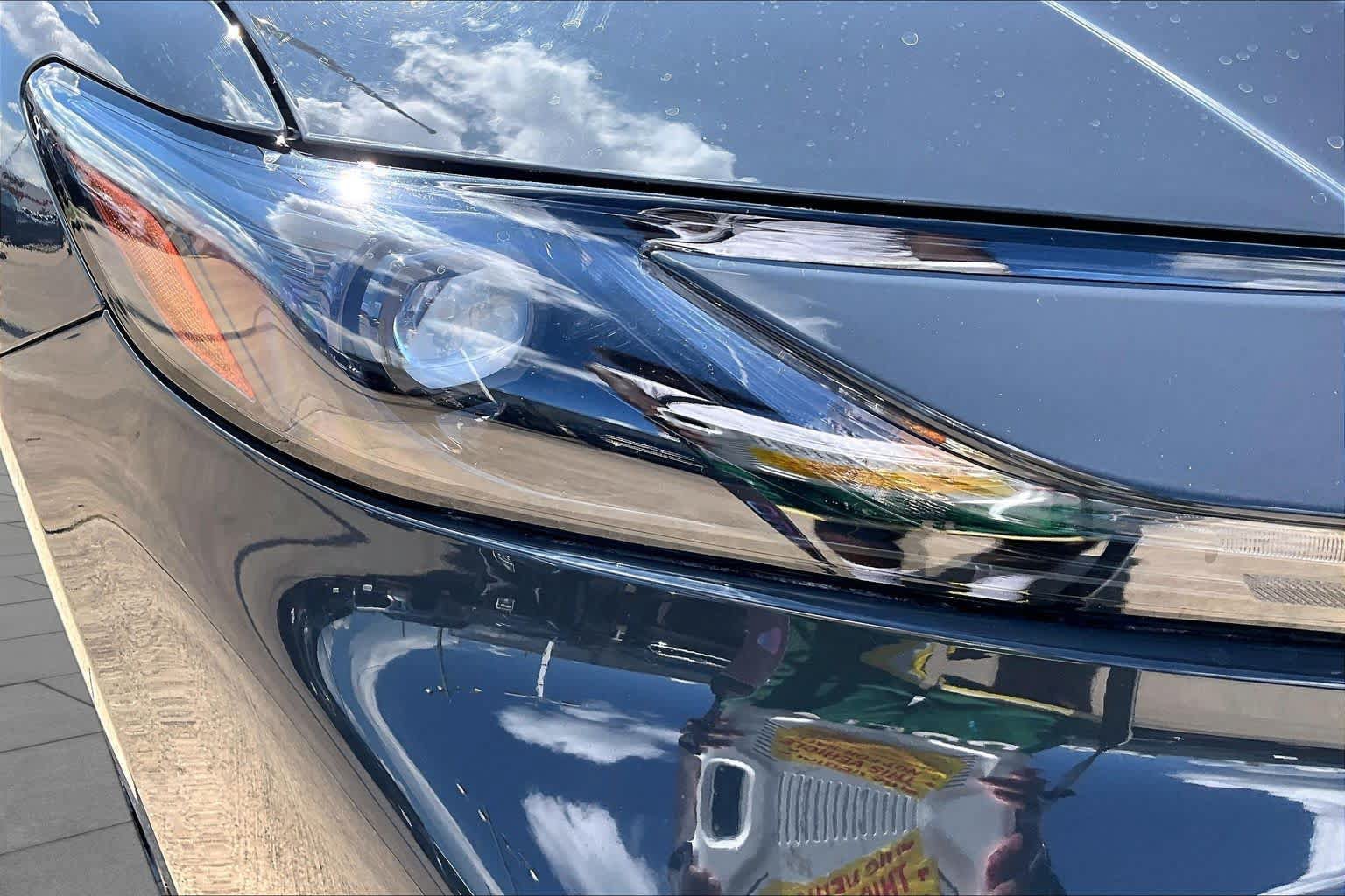 Used 2026 Toyota Camry SE FWD image 28