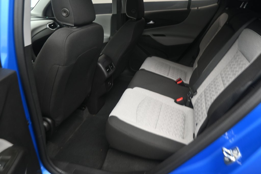 Used 2024 Chevrolet Equinox LS FWD image 14