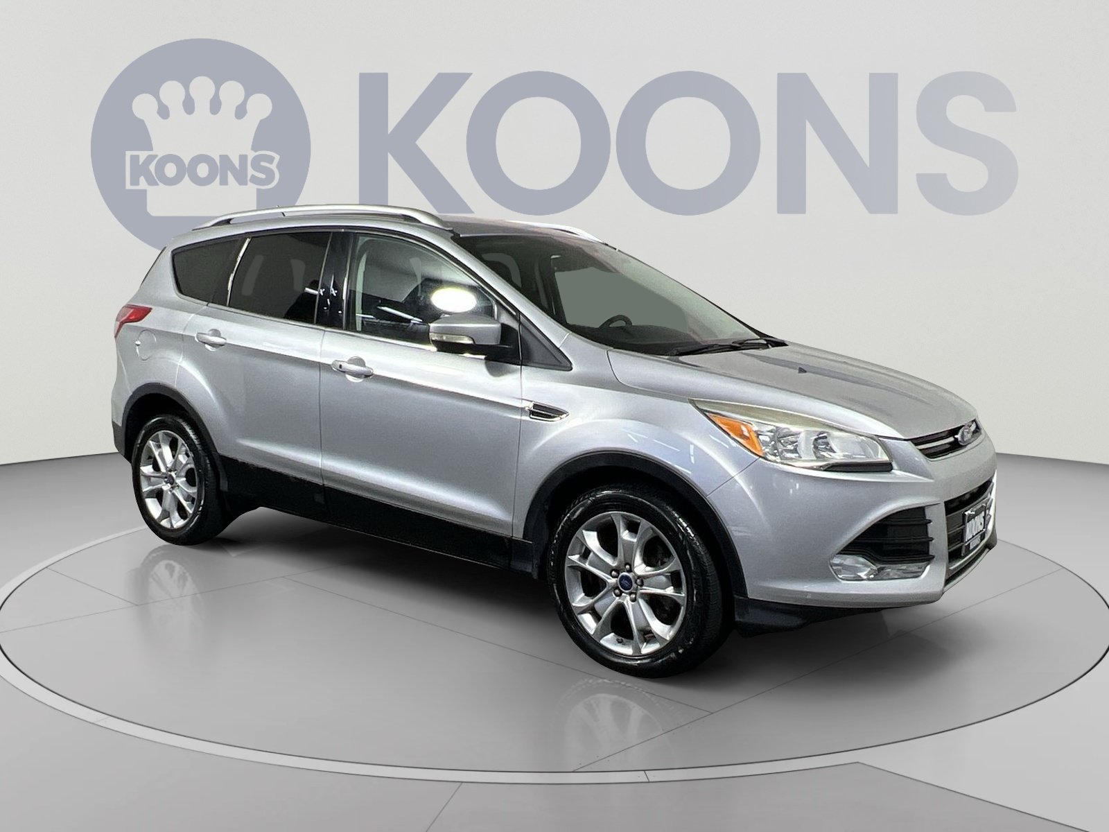 Used 2016 Ford Escape Titanium AWD/4WD image 2