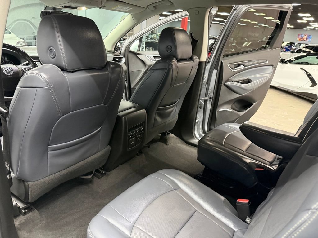 Used 2018 Buick Enclave Essence FWD image 41