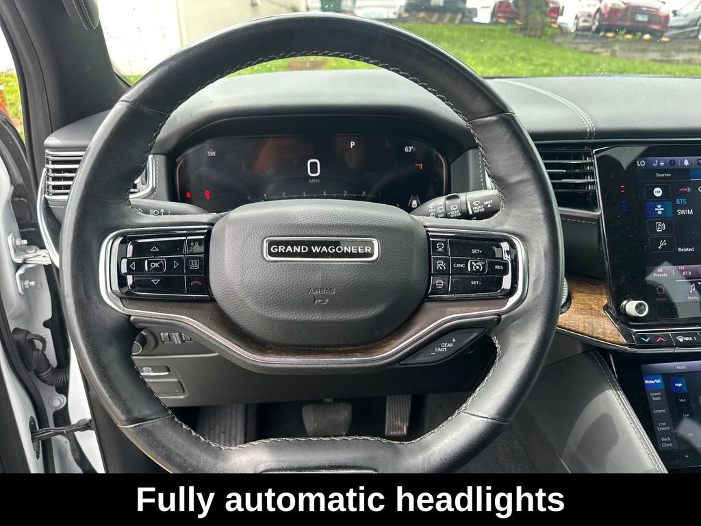 Used 2023 Jeep Grand Wagoneer 4WD image 15
