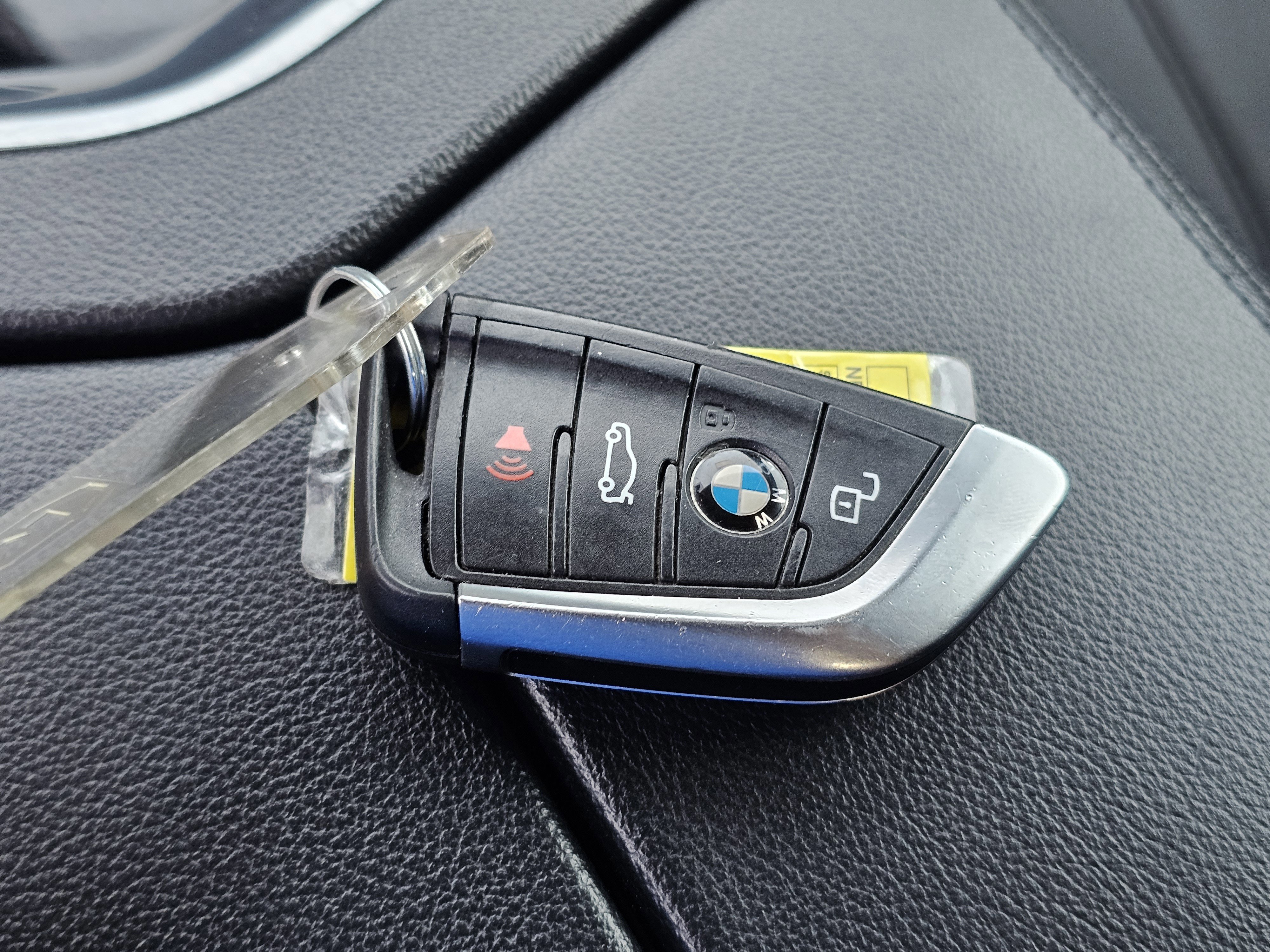 Used 2022 BMW Z4 sDrive30i RWD image 32