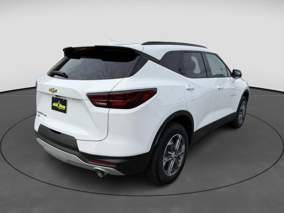 Used 2025 Chevrolet Blazer LT w/ Convenience Package image 6