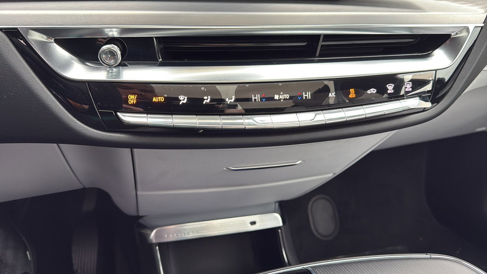 New 2026 Cadillac Lyriq Premium Luxury image 21