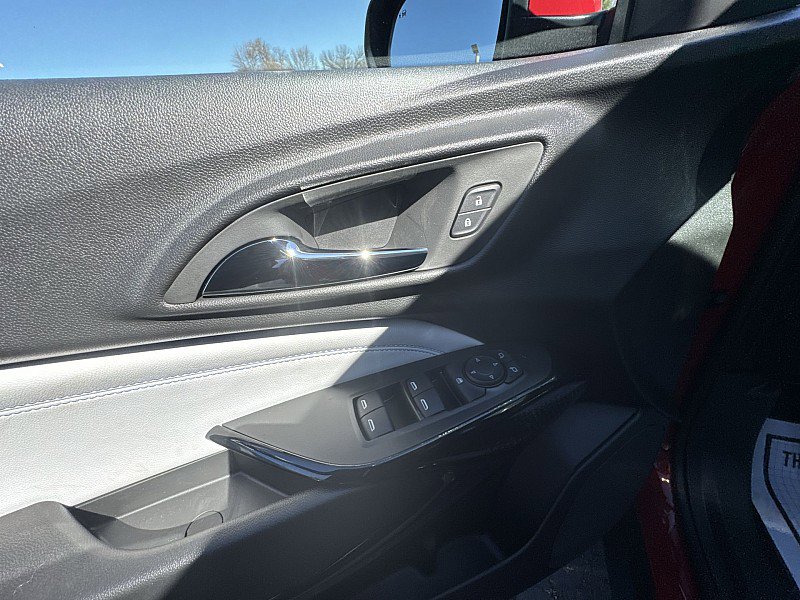 New 2026 Chevrolet Trax LT w/ Driver Confidence Package image 11