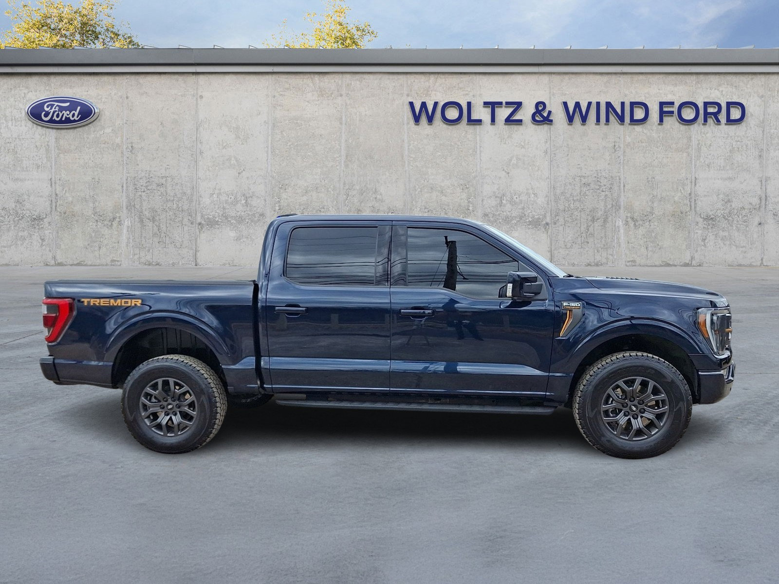 Certified 2022 Ford F150 Tremor w/ Equipment Group 402A High image 7
