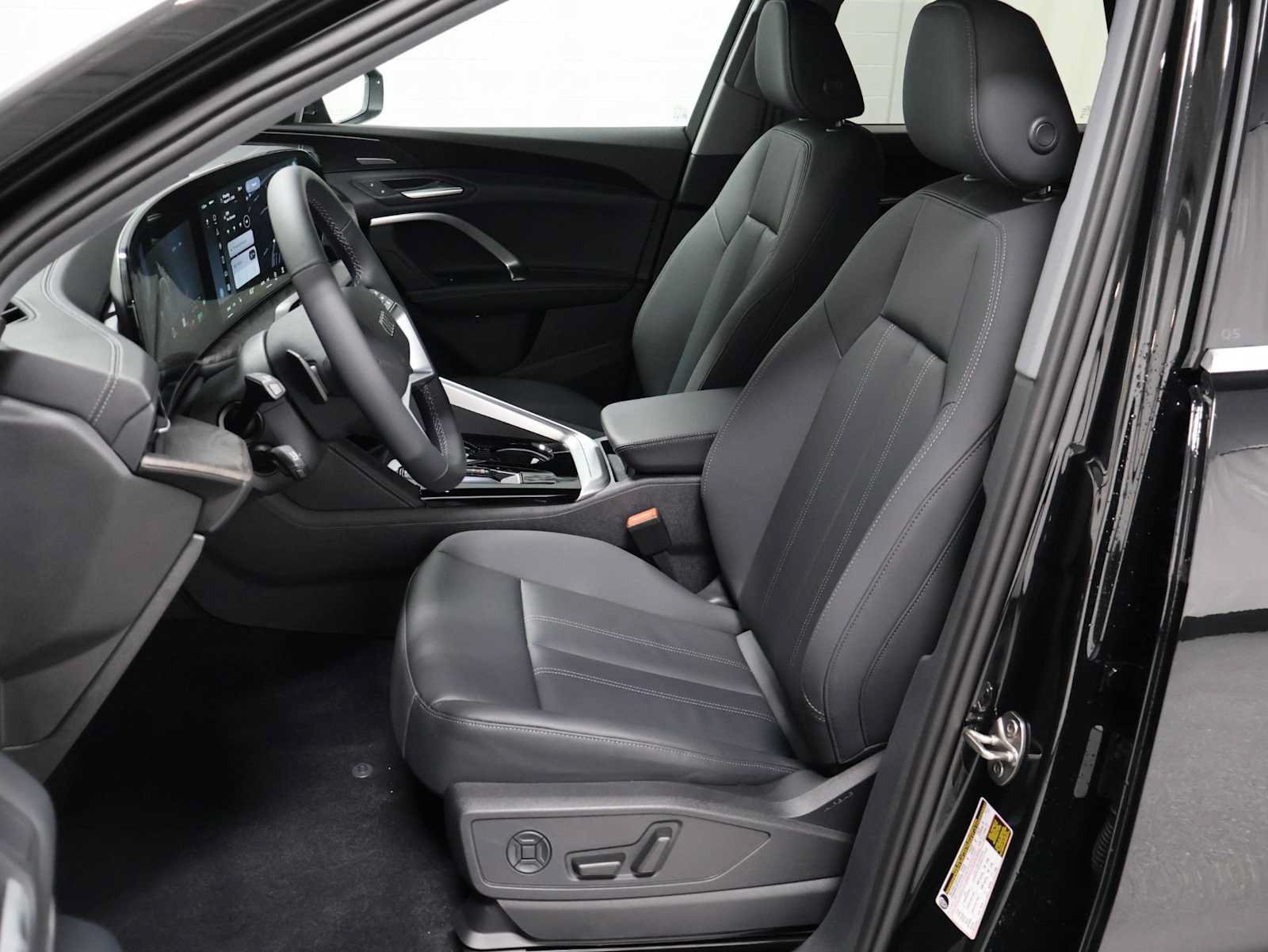 New 2026 Audi Q5 Premium AWD/4WD image 5