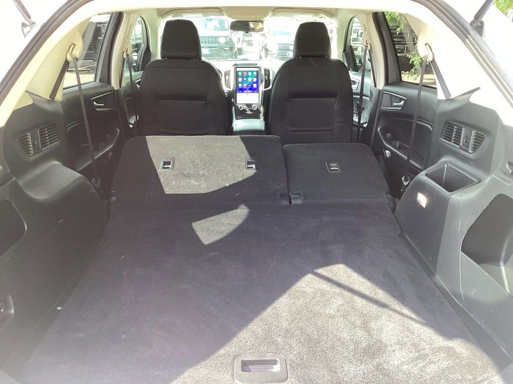 Used 2021 Ford Edge SE FWD image 11