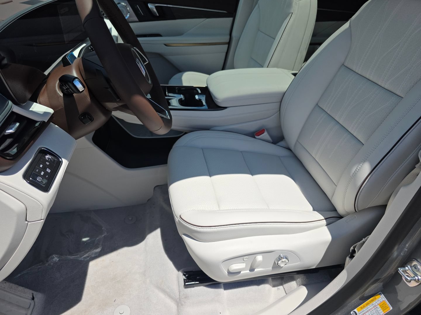 New 2026 Buick Enclave Avenir w/ Super Cruise Package AWD/4WD image 26