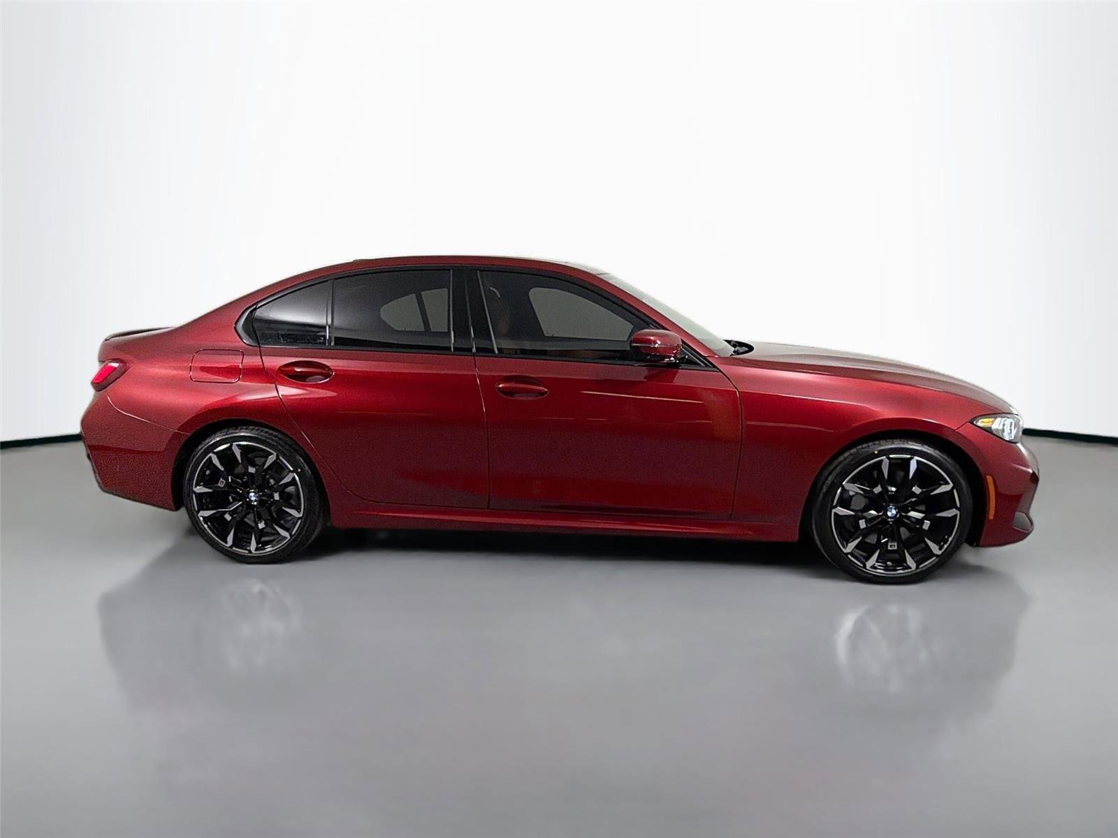 New 2026 BMW 330i Sedan w/ M Sport Package RWD image 5