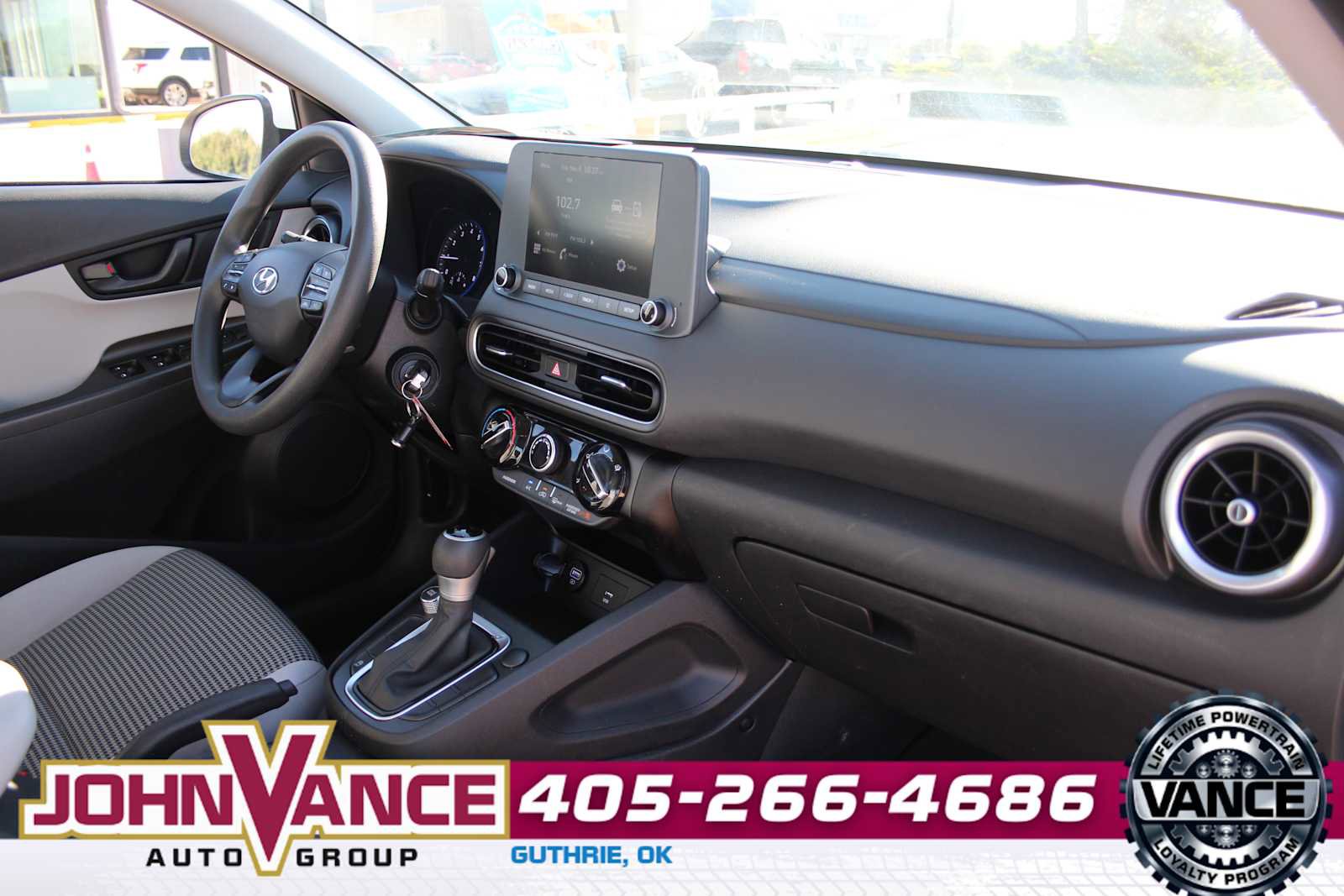 Used 2023 Hyundai Kona SE image 14