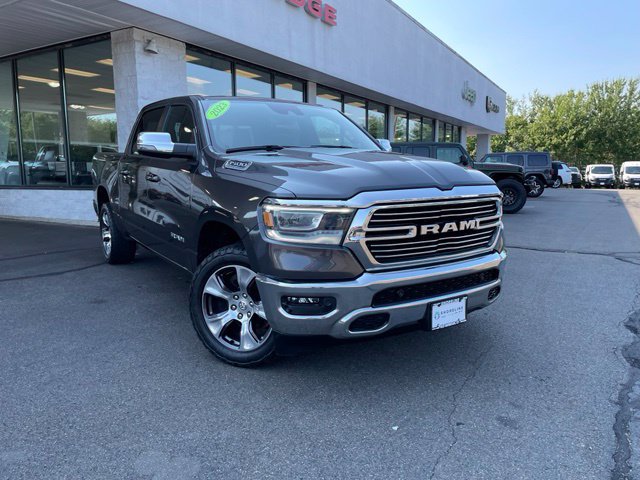 Used 2023 RAM 1500 Laramie AWD/4WD image 3