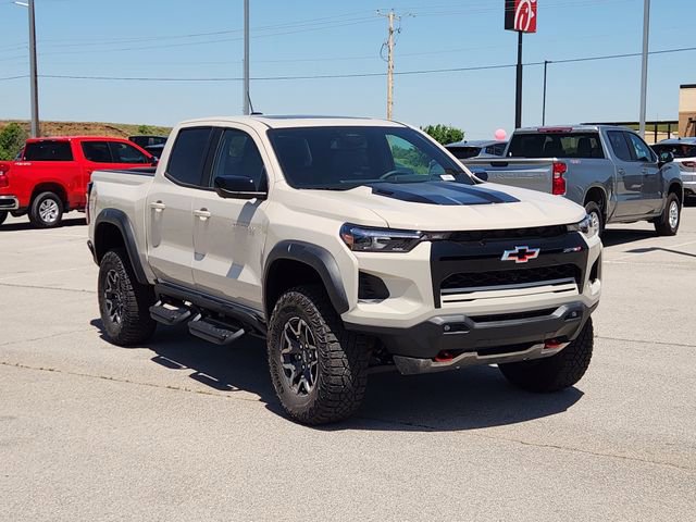 New 2026 Chevrolet Colorado ZR2 w/ Technology Package AWD/4WD image 3