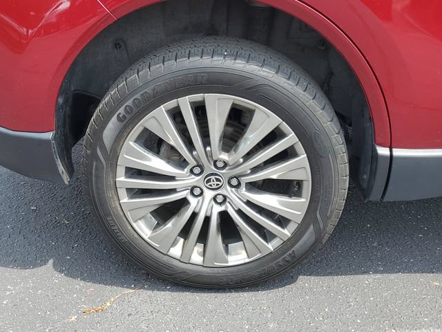 Certified 2021 Toyota Venza Limited w/ Advanced Technology Package AWD/4WD image 5