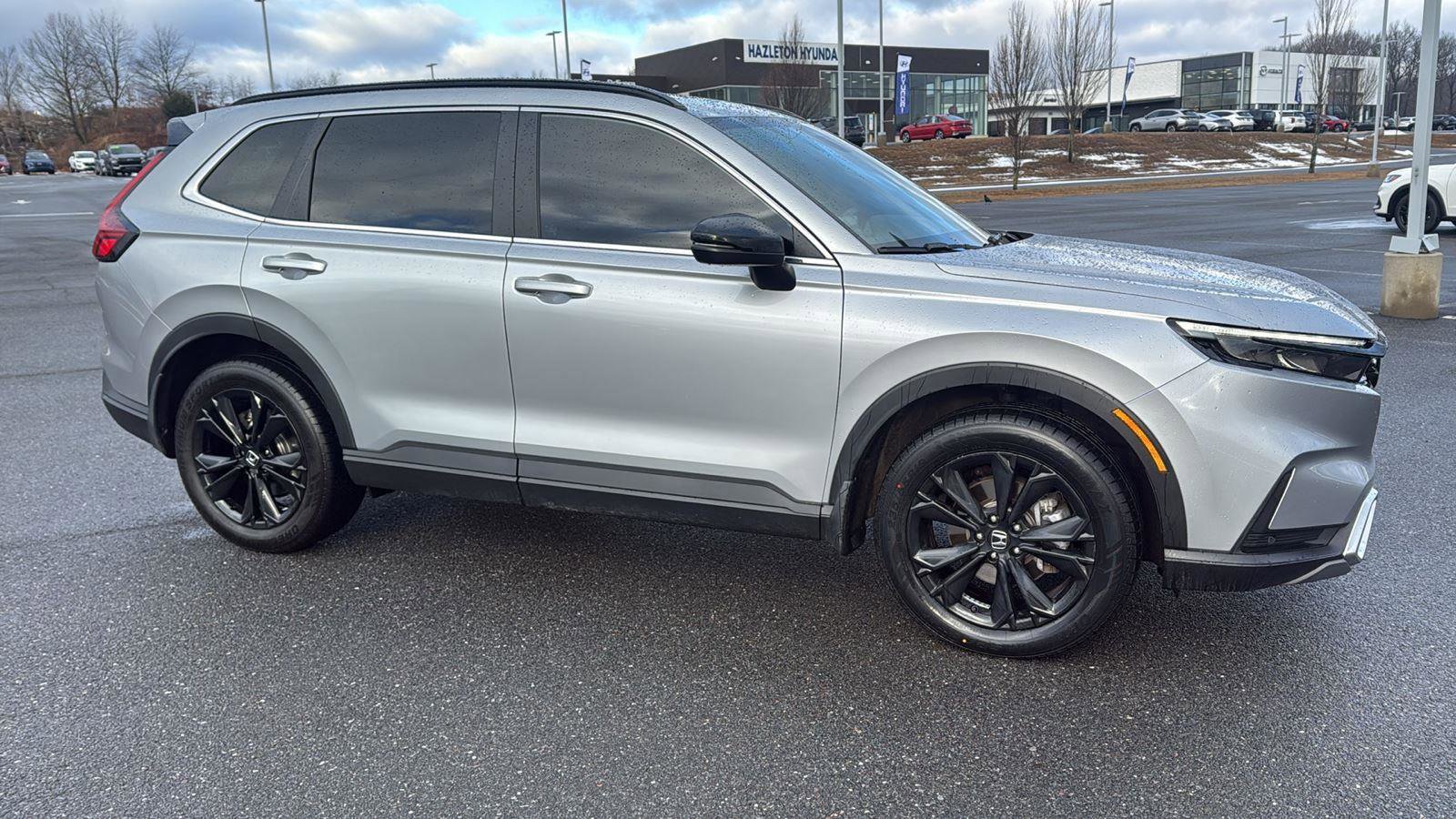 Certified 2023 Honda CR-V Sport Touring image 3