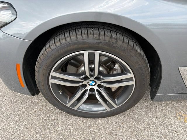 Used 2023 BMW 530i xDrive w/ Premium Package AWD/4WD image 38