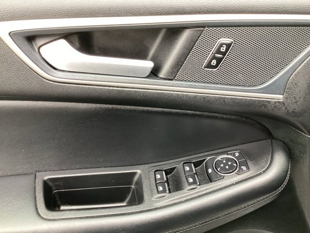 Used 2024 Ford Edge SEL image 15