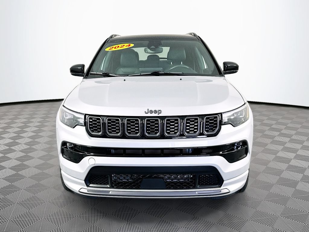 Used 2024 Jeep Compass Limited w/ High Altitude Package AWD/4WD image 4