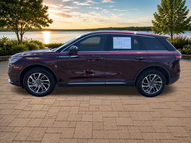 Certified 2020 Lincoln Corsair AWD w/ Equipment Group 101A image 3