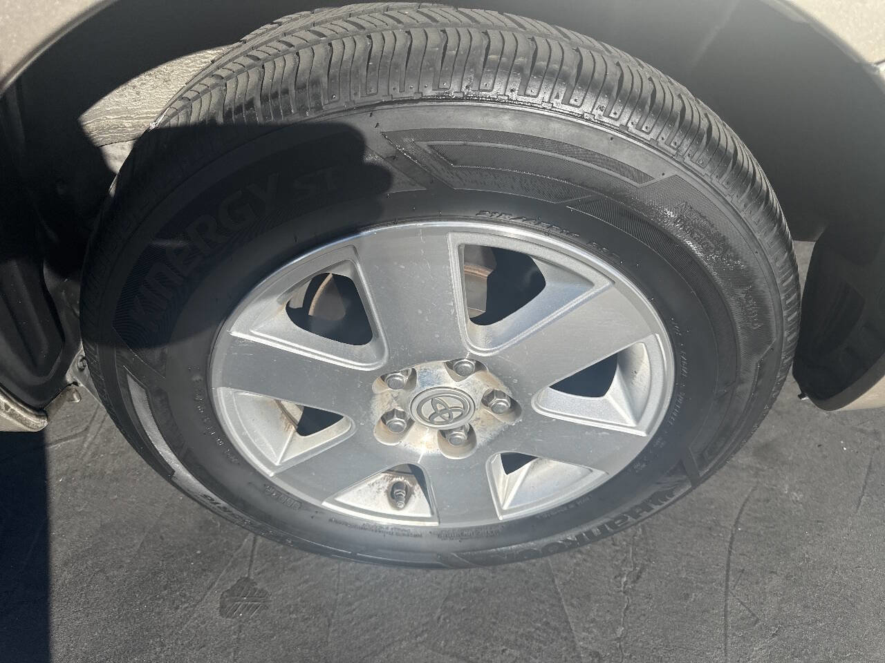 Used 2009 Toyota Sienna LE image 28