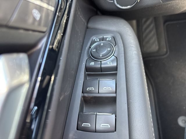 New 2026 Chevrolet Suburban Premier w/ Sun And Tow Package AWD/4WD image 18