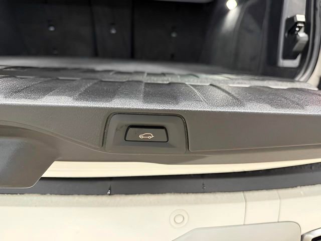 Used 2024 BMW X5 xDrive40i AWD/4WD image 44